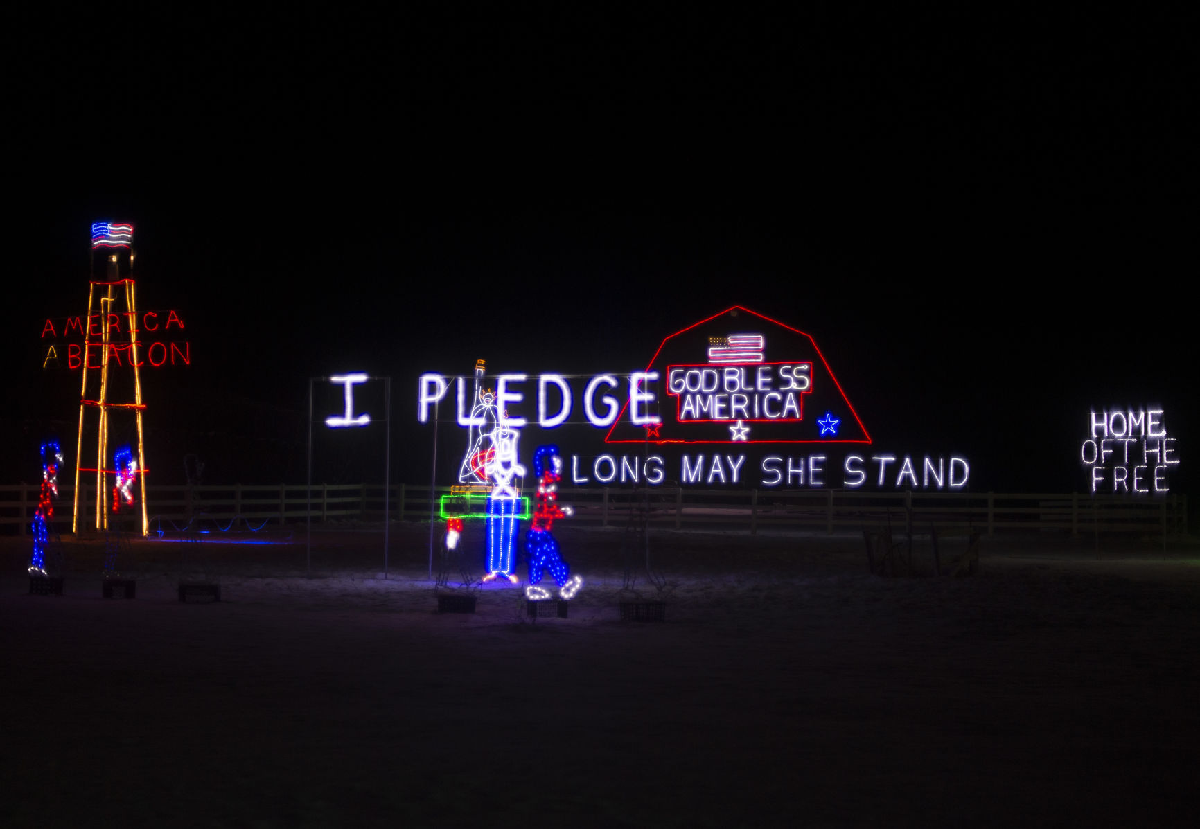 Holiday light displays